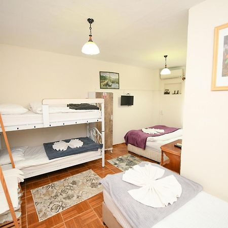 Anz Guest House Pansiyon Selçuk Buitenkant foto