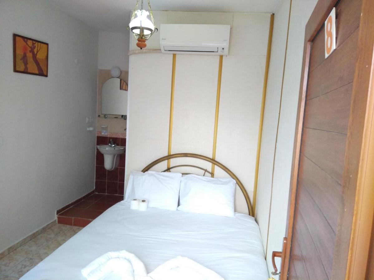 Anz Guest House Pansiyon Selçuk Buitenkant foto