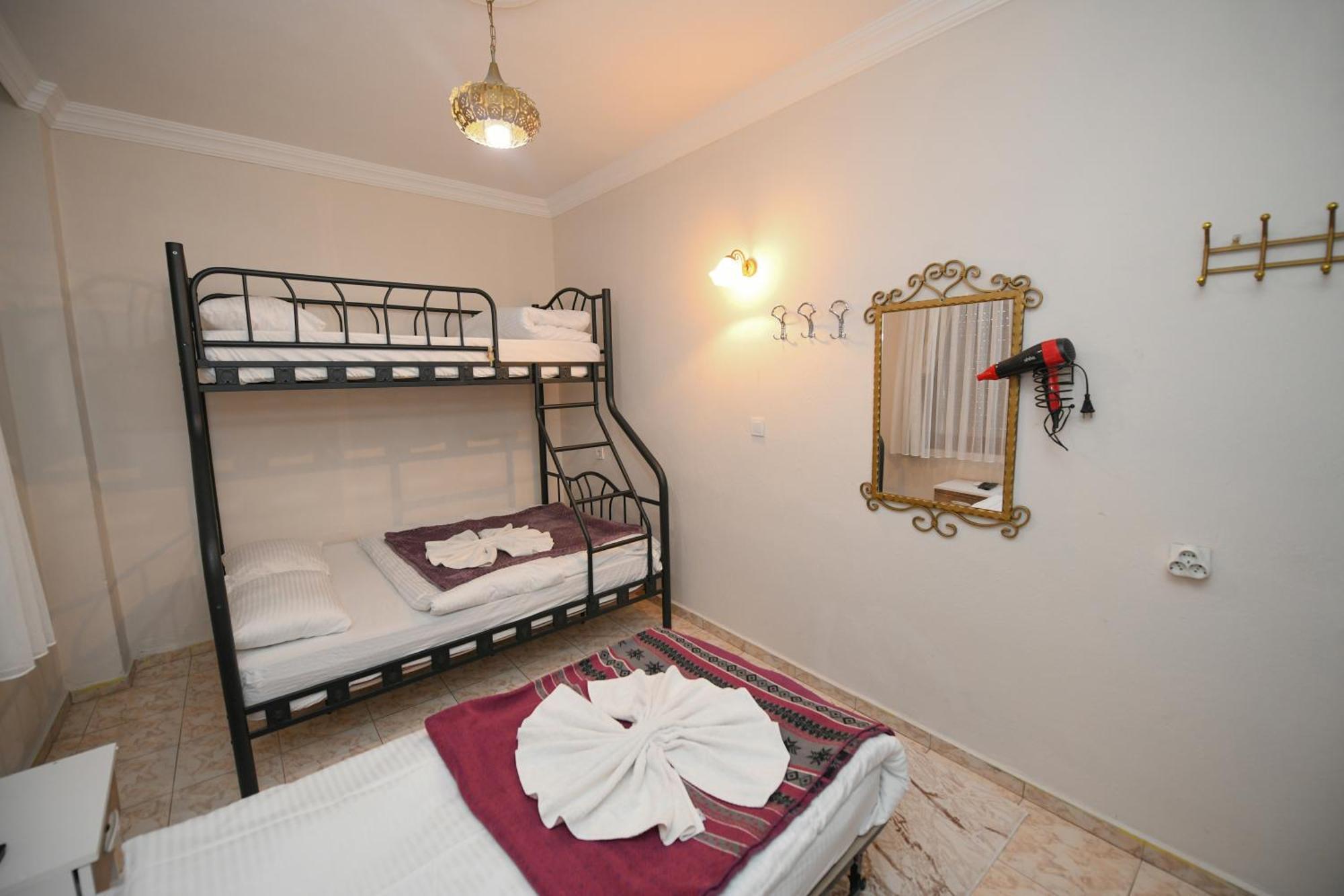 Anz Guest House Pansiyon Selçuk Buitenkant foto